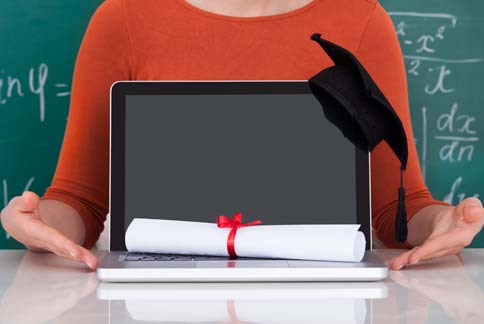 The Pros and Cons of Online Degree Programs